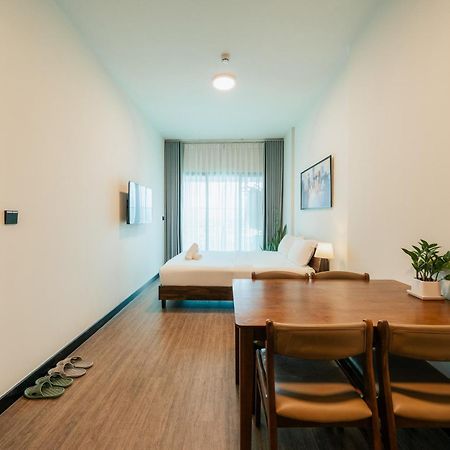 Tropical House - New Apartment At Delasol Ho Chi Minh City Exterior photo