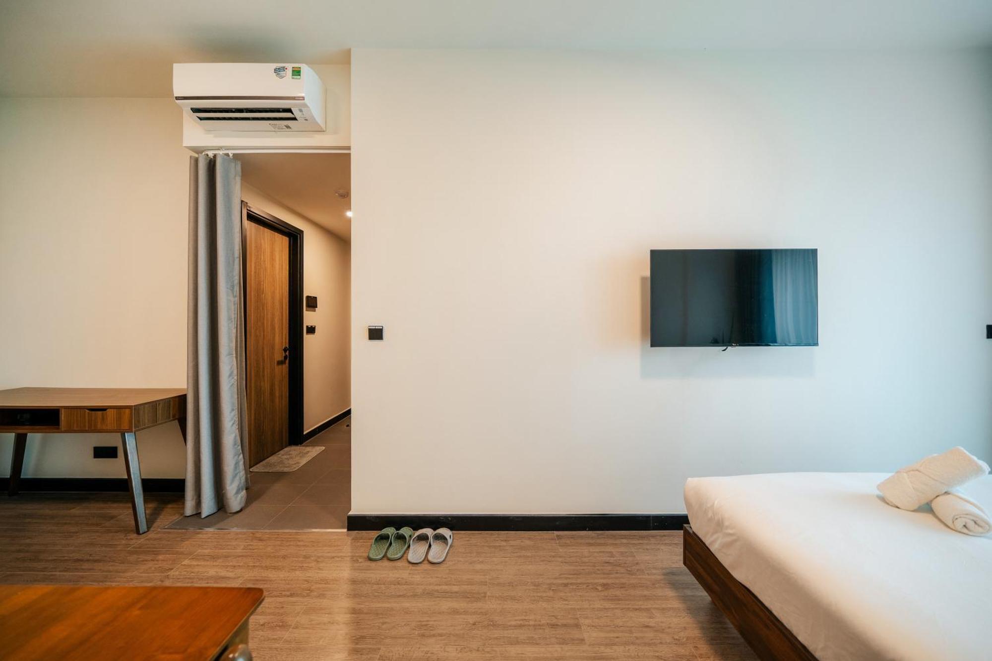 Tropical House - New Apartment At Delasol Ho Chi Minh City Exterior photo